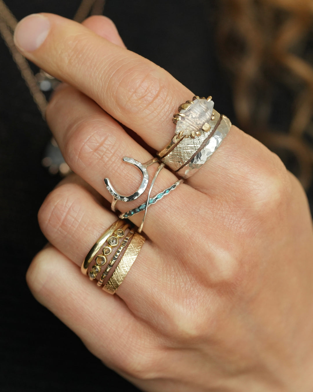 Gold vs. Silver Jewelry: How to Choose the Right Metal for Your Style