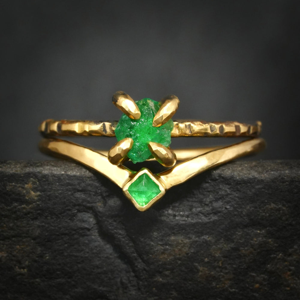 Raw Emerald Ring: RTS Solid 18k Yellow Gold 4 Prong Set Raw Uncut Natural Emerald Crystal Ring in US size 5.25 / UK size K