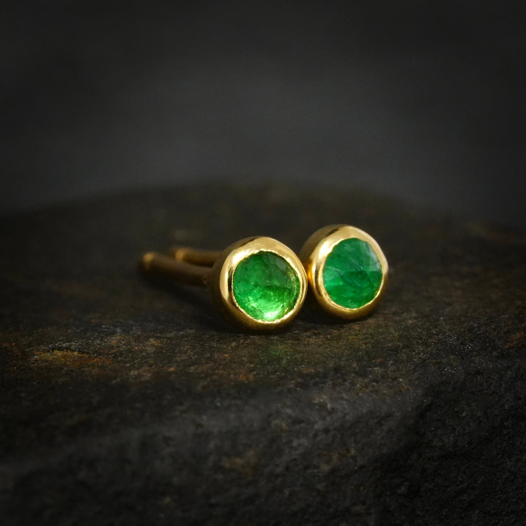 Green crystal stud earrings