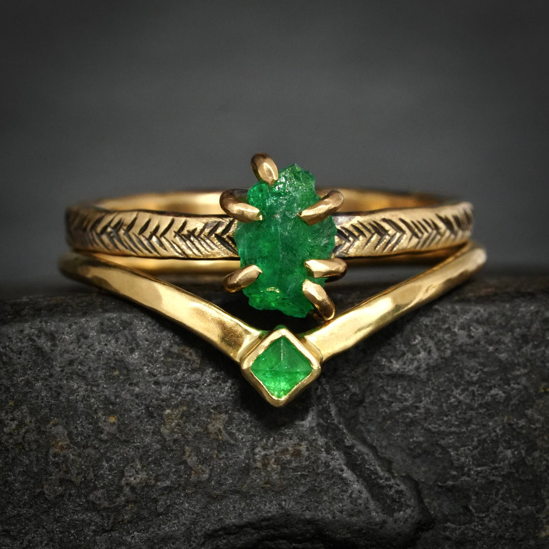 Emerald Chevron Ring