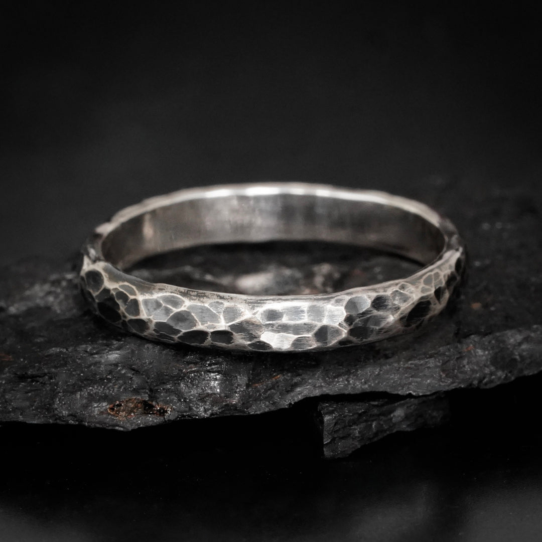 3mm Simple Hammered Band