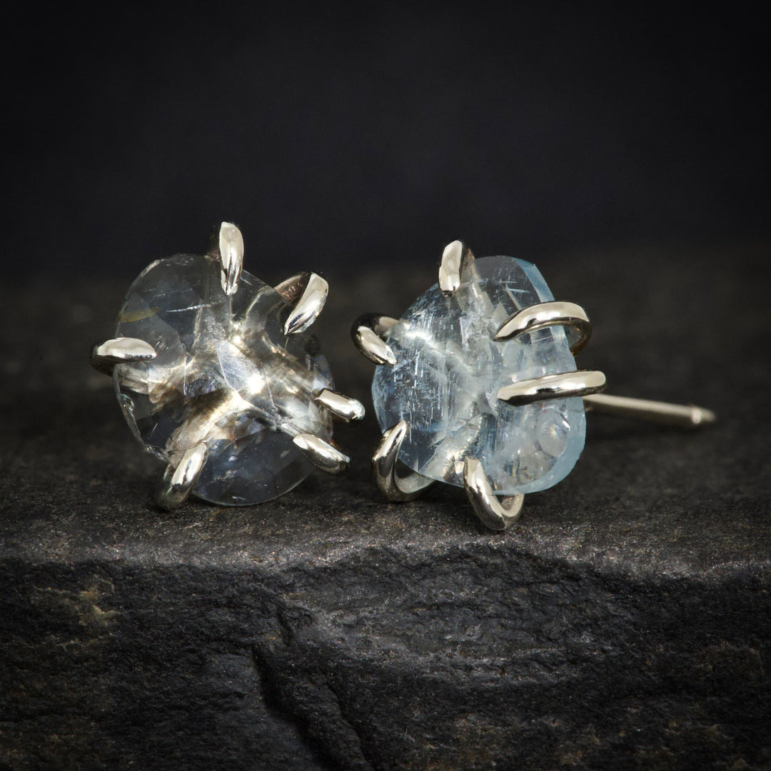 RTS 14k White Gold Moss Aquamarine Studs