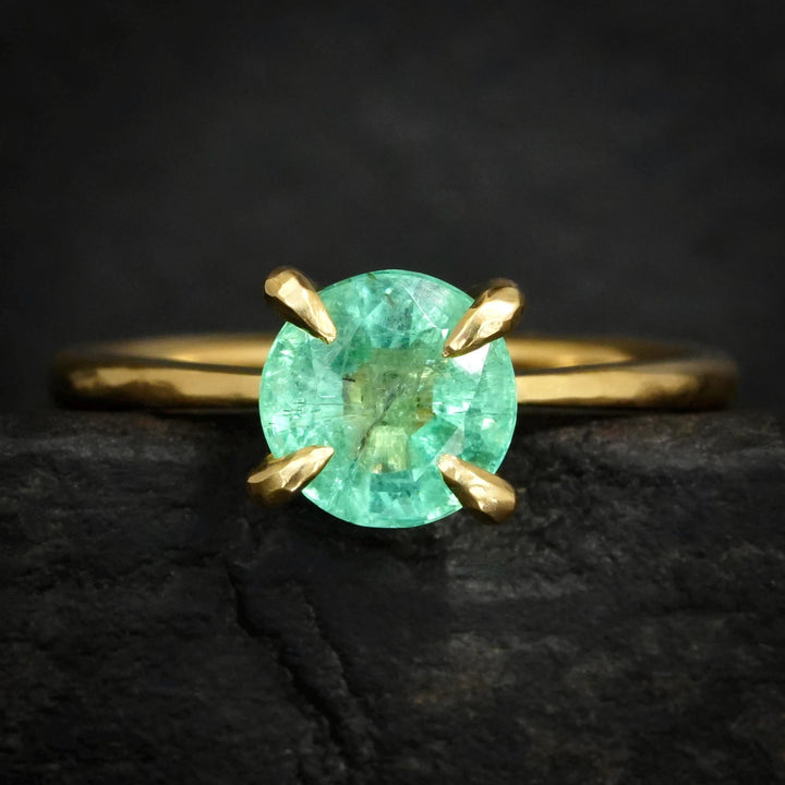 Natural Emerald Ring: RTS 18k Solid Yellow Gold 4 Prong Set Brilliant Cut Natural Emerald Ring in US size 6 / UK size L 1/2