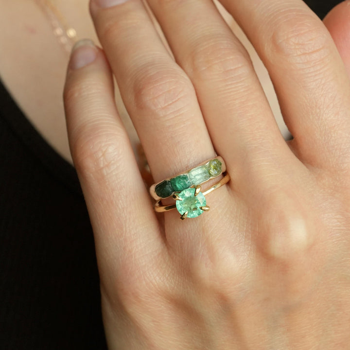 Natural Emerald Ring: RTS 18k Solid Yellow Gold 4 Prong Set Brilliant Cut Natural Emerald Ring in US size 6 / UK size L 1/2