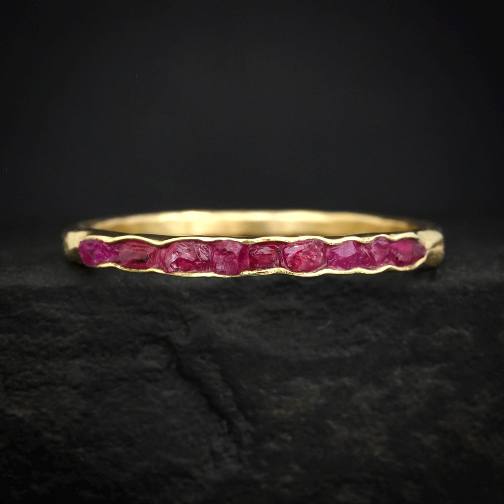 Raw Ruby Band Ring. Yellow Gold Nature Inspired Raw Uncut Natural Ruby Slim Band Ring. Ruby Wedding Band. Ruby Promise Ring Unique Ruby Ring