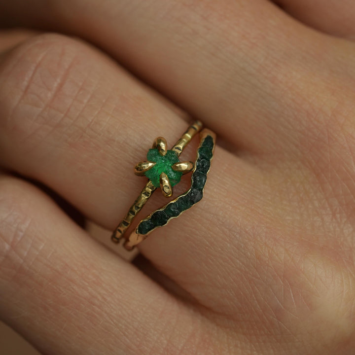 Raw Emerald Wave Ring. Yellow Gold Handmade Rustic Natural Raw Rough Uncut Bezel Set Dark Green Emerald Wave Band Ring. Emerald Band Ring