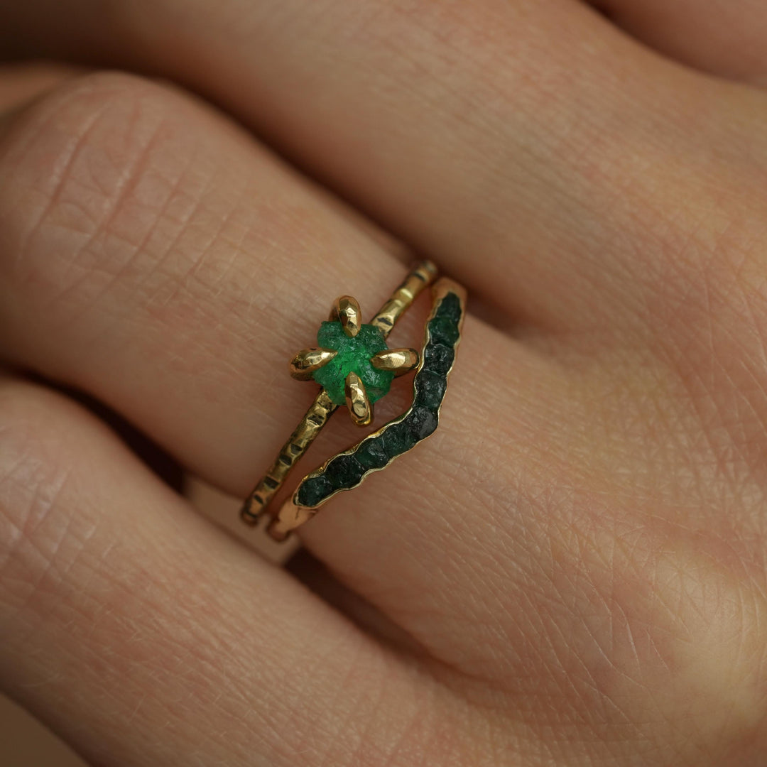 Raw Emerald Wave Ring