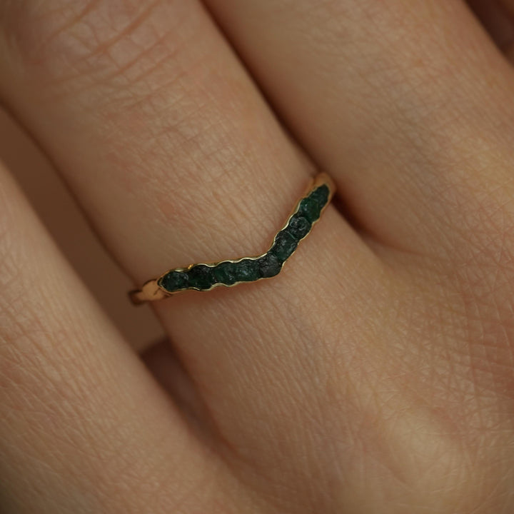 Raw Emerald Wave Ring. Yellow Gold Handmade Rustic Natural Raw Rough Uncut Bezel Set Dark Green Emerald Wave Band Ring. Emerald Band Ring