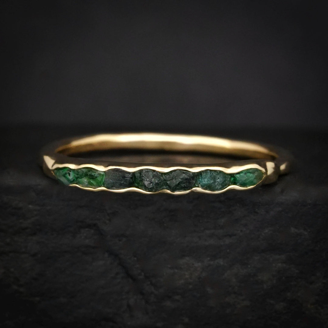 Slim Raw Emerald Band Ring. Rustic Organic Alternative Unique Raw Rough Uncut Deep Dark Green Natural Genuine Emerald Wedding Band Ring