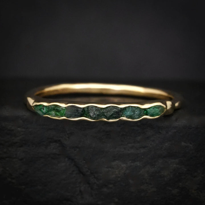 Slim Raw Emerald Band Ring. Rustic Organic Alternative Unique Raw Rough Uncut Deep Dark Green Natural Genuine Emerald Wedding Band Ring
