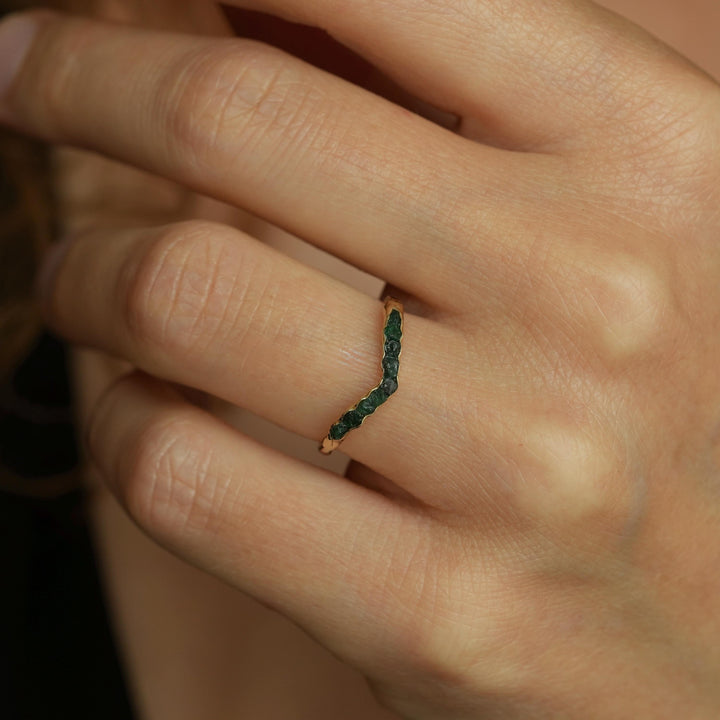 Raw Emerald Wave Ring