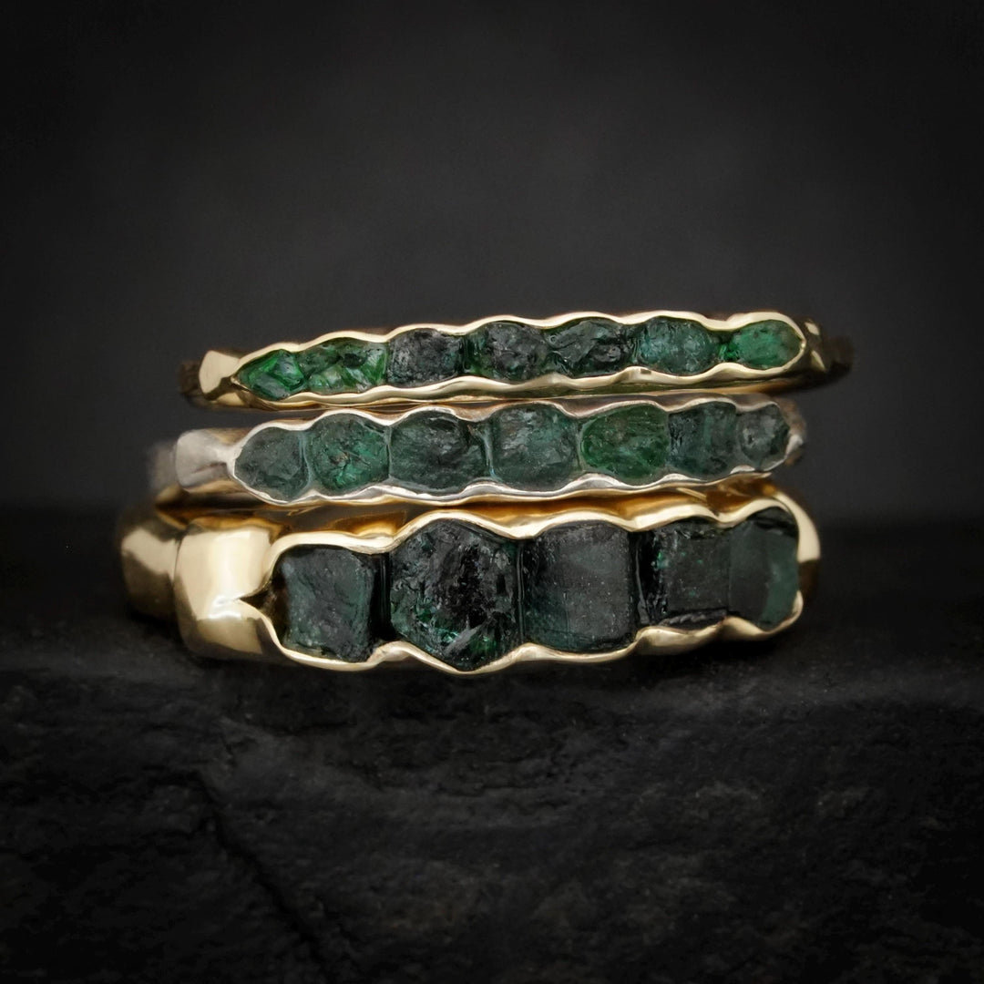 Slim Raw Emerald Band Ring. Rustic Organic Alternative Unique Raw Rough Uncut Deep Dark Green Natural Genuine Emerald Wedding Band Ring