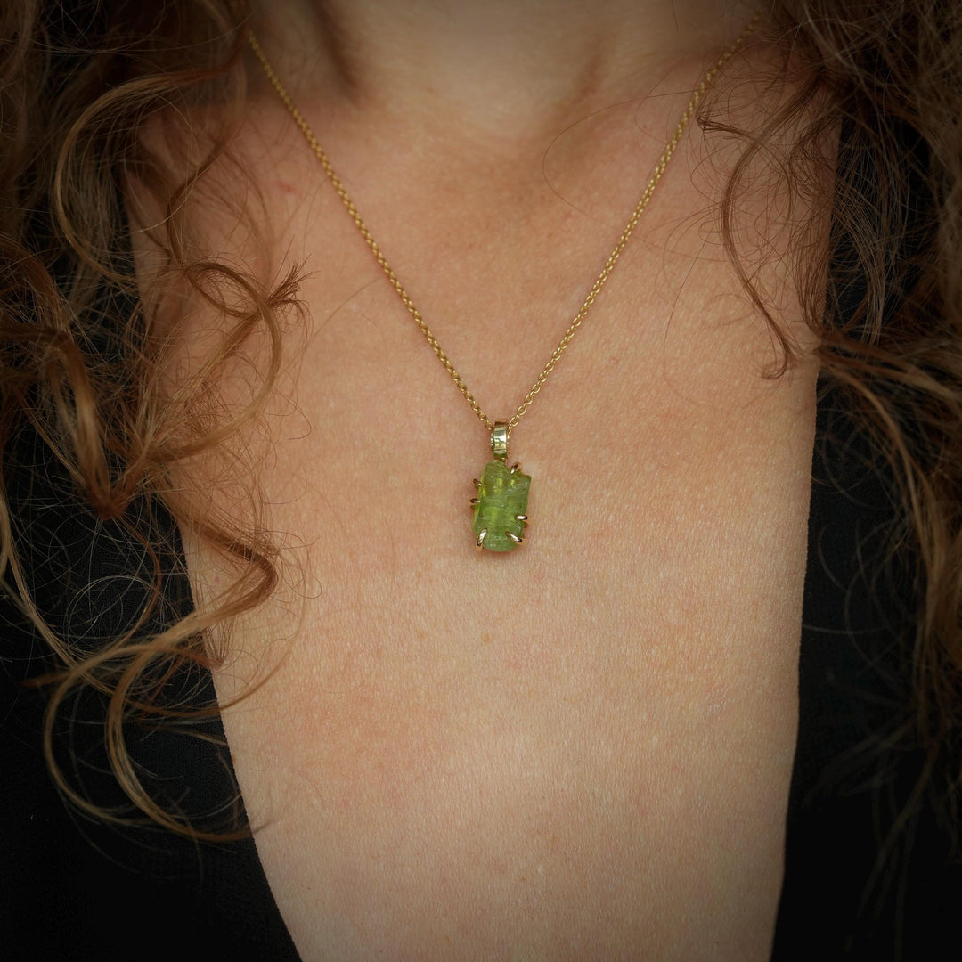 Raw Peridot Crystal Necklace. Rustic 14k / 585 Yellow Gold Prong Set Natural Raw Uncut Peridot Crystal Necklace. Crystal Pendant Necklace