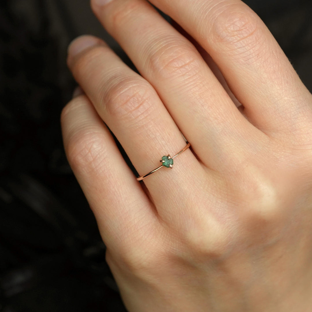 Emerald Crystal Ring: RTS Solid 14k Rose Gold 3 Prong Set Natural Emerald Crystal Slice Engagement Promise Band Ring in US size 6