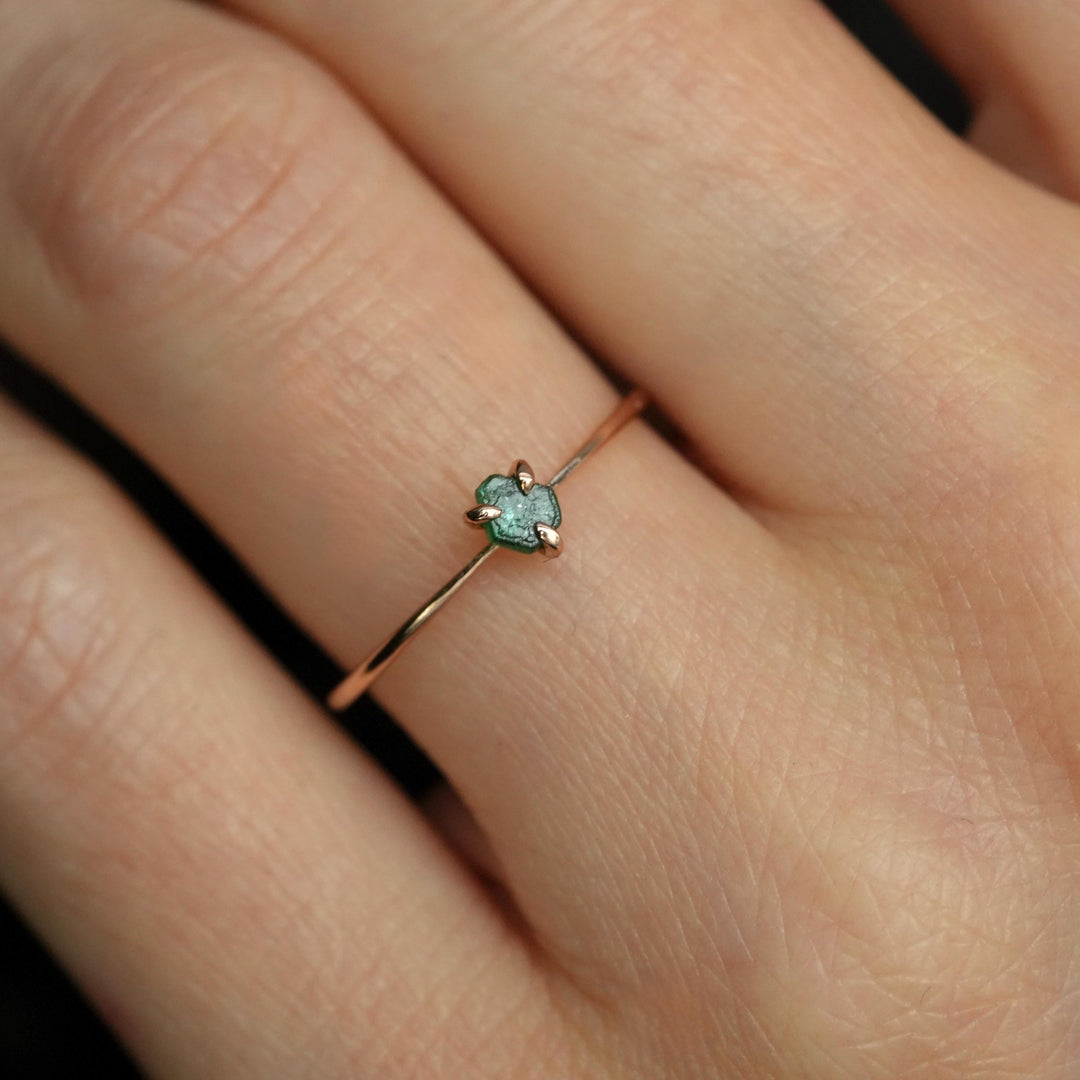 Emerald Crystal Ring: RTS Solid 14k Rose Gold 3 Prong Set Natural Emerald Crystal Slice Engagement Promise Band Ring in US size 6