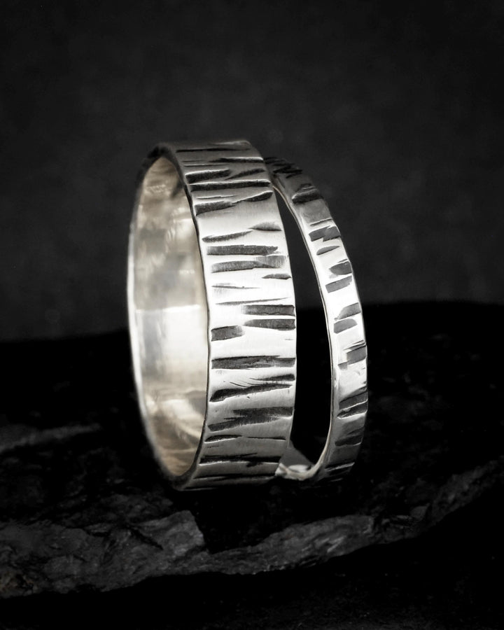 Hammered Slim Striped Band. Rustic Organic Unique Alternative Hammered Textured Wide Wedding Statement Band Ring