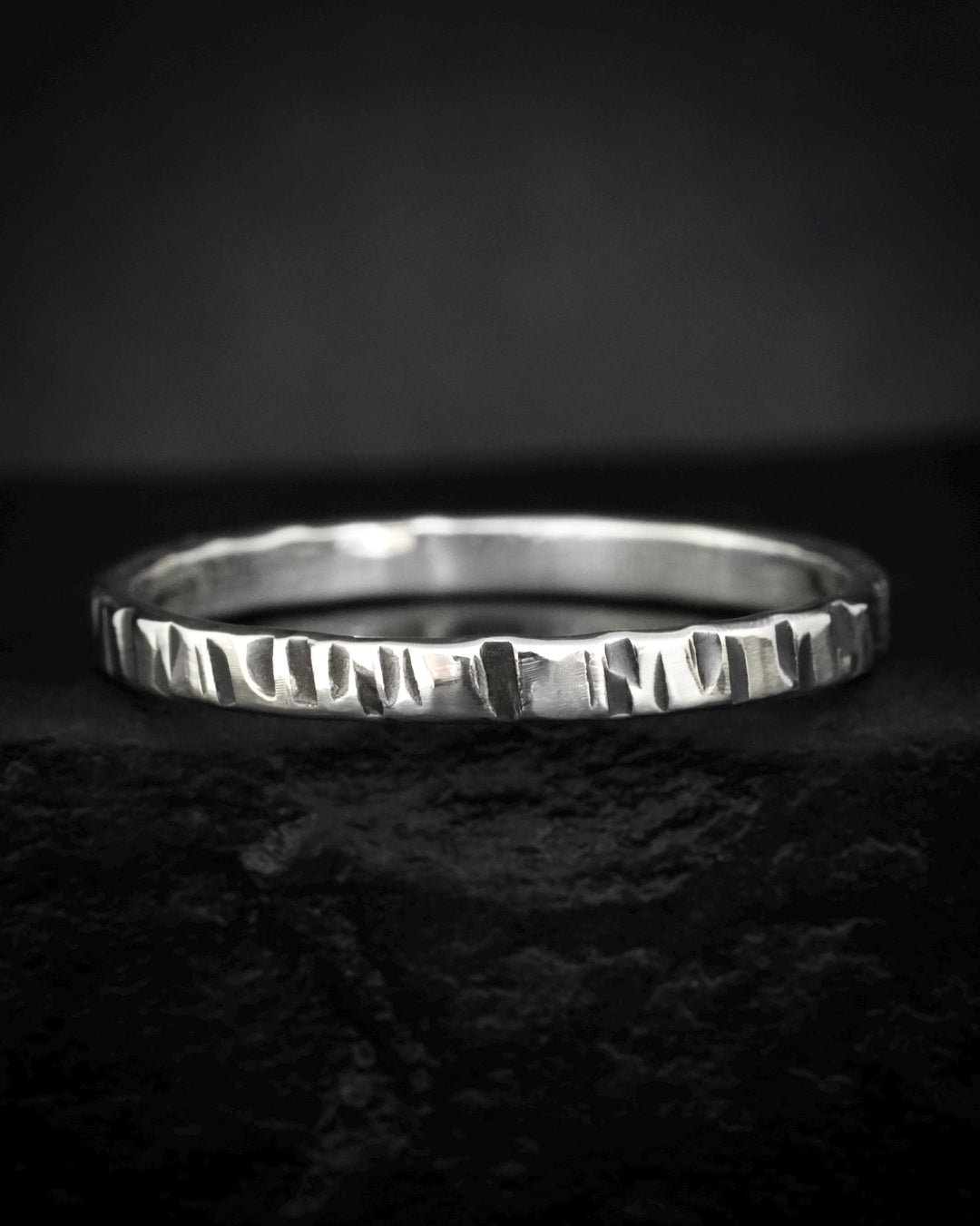 Hammered Slim Striped Band. Rustic Organic Unique Alternative Hammered Textured Wide Wedding Statement Band Ring