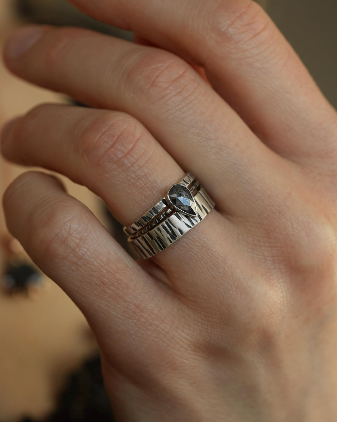 Striped Slim Hammered Band Ring