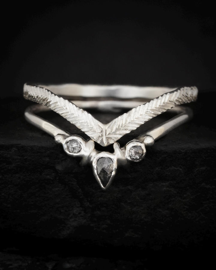 Feather Textured Wave Ring