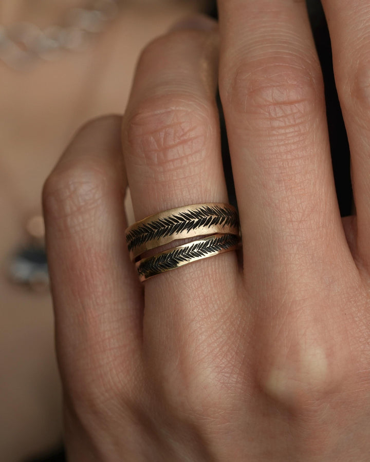 Textured Gold Feather Band Ring