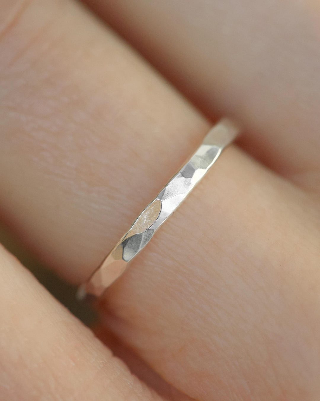 1.5mm Slim Hammered Everyday Ring