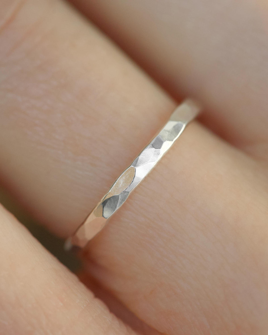 1.5mm Slim Hammered Everyday Ring