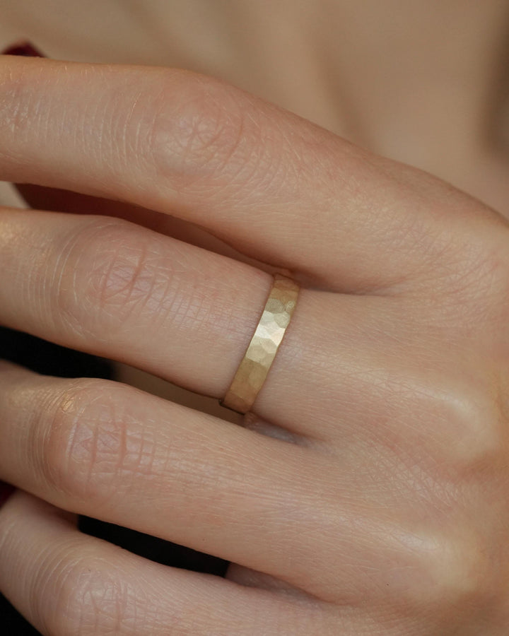 3mm Hammered Gold Band Ring