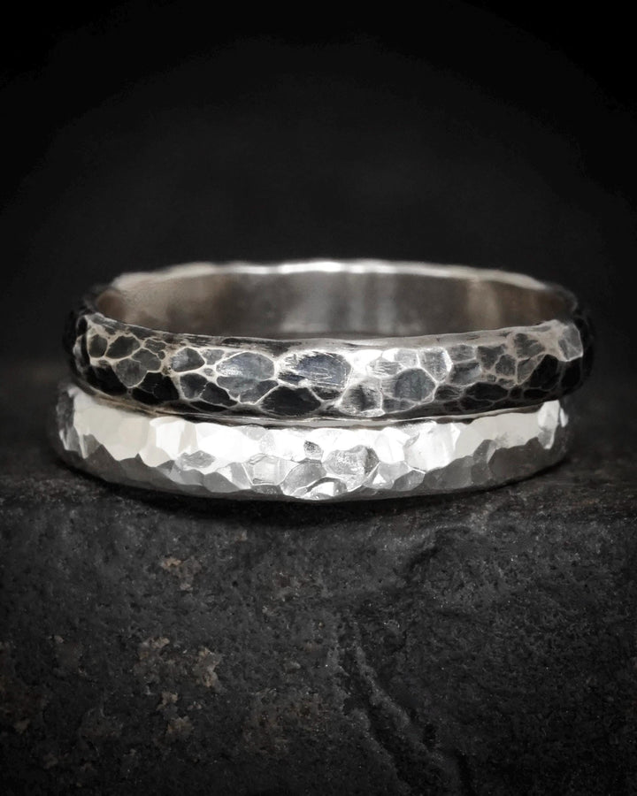 2.8mm Simple Hammered Band