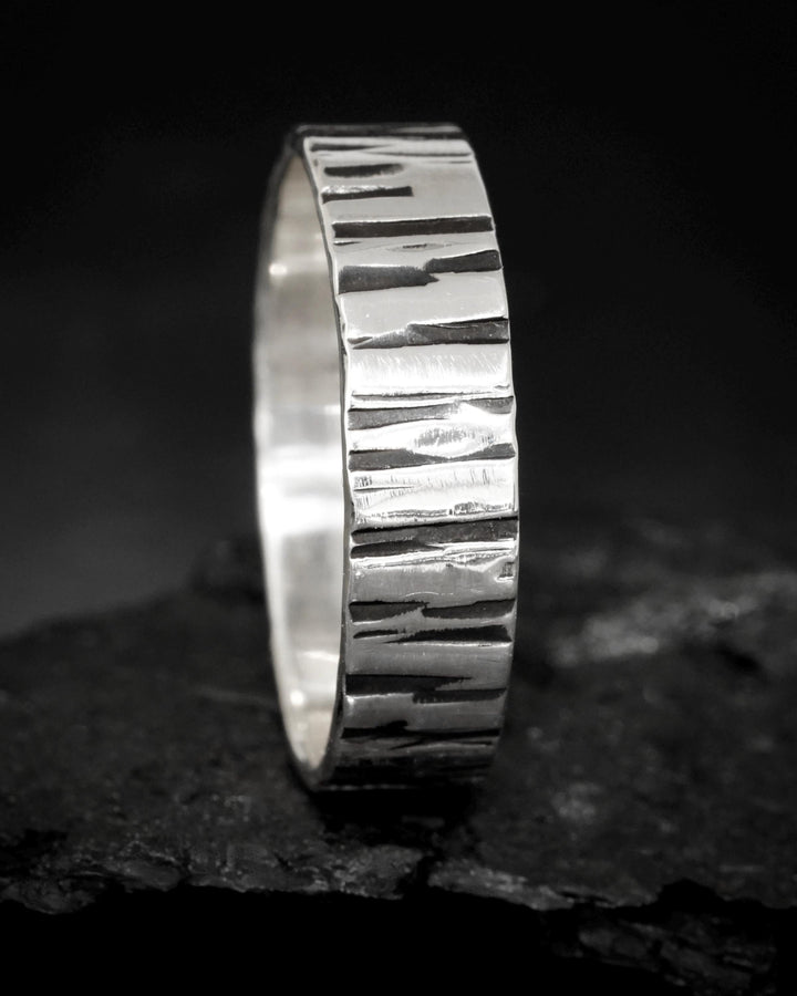 Hammered Striped Band. Rustic Organic Unique Alternative Hammered Textured Wide Wedding Statement Band Ring