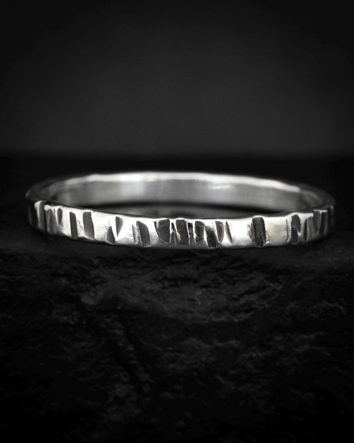 Hammered Slim Striped Band. Rustic Organic Unique Alternative Hammered Textured Wide Wedding Statement Band Ring
