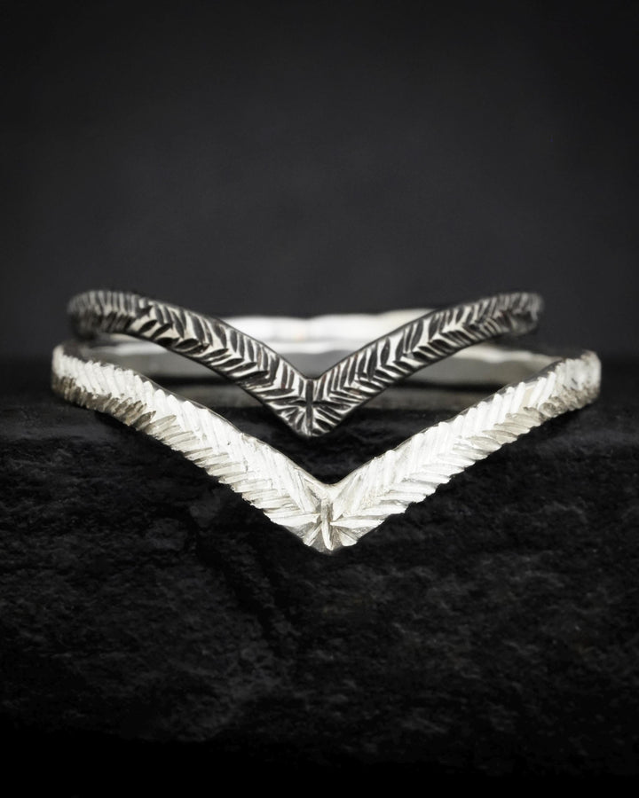 Feather Textured Wave Ring