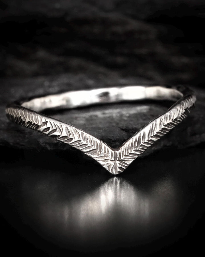 Feather Textured Wave Ring