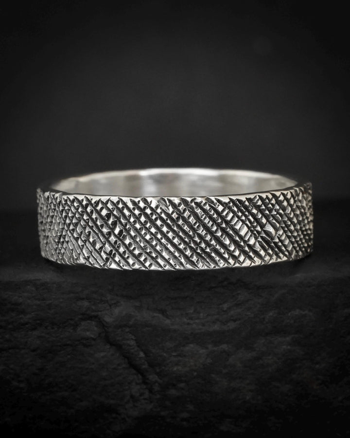 Patterned Wedding Band Ring