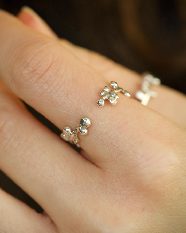 Adjustable Textured Bubble Ring