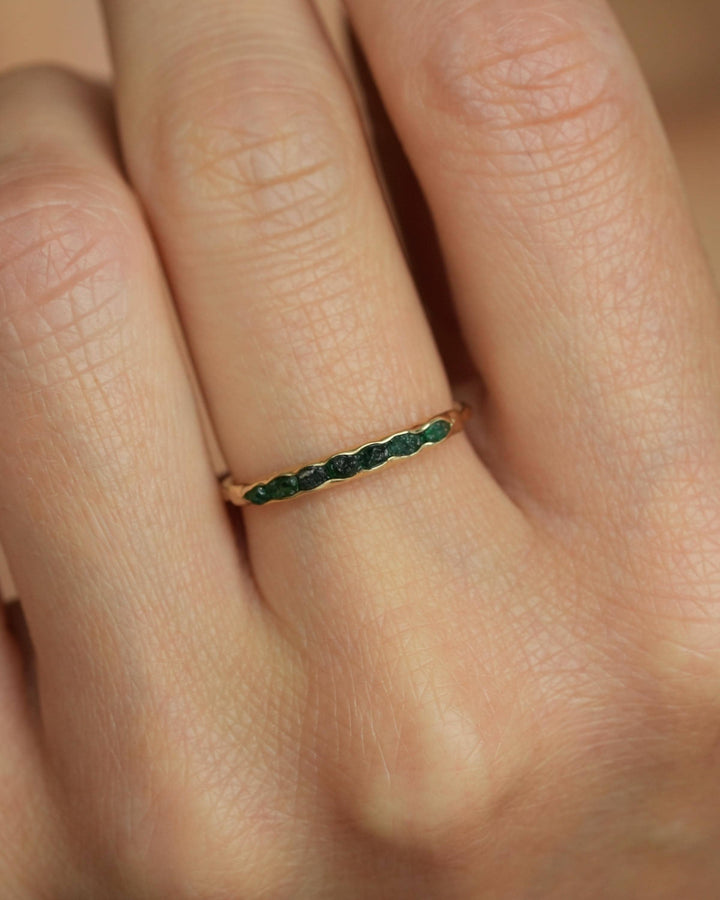 Slim Raw Emerald Band