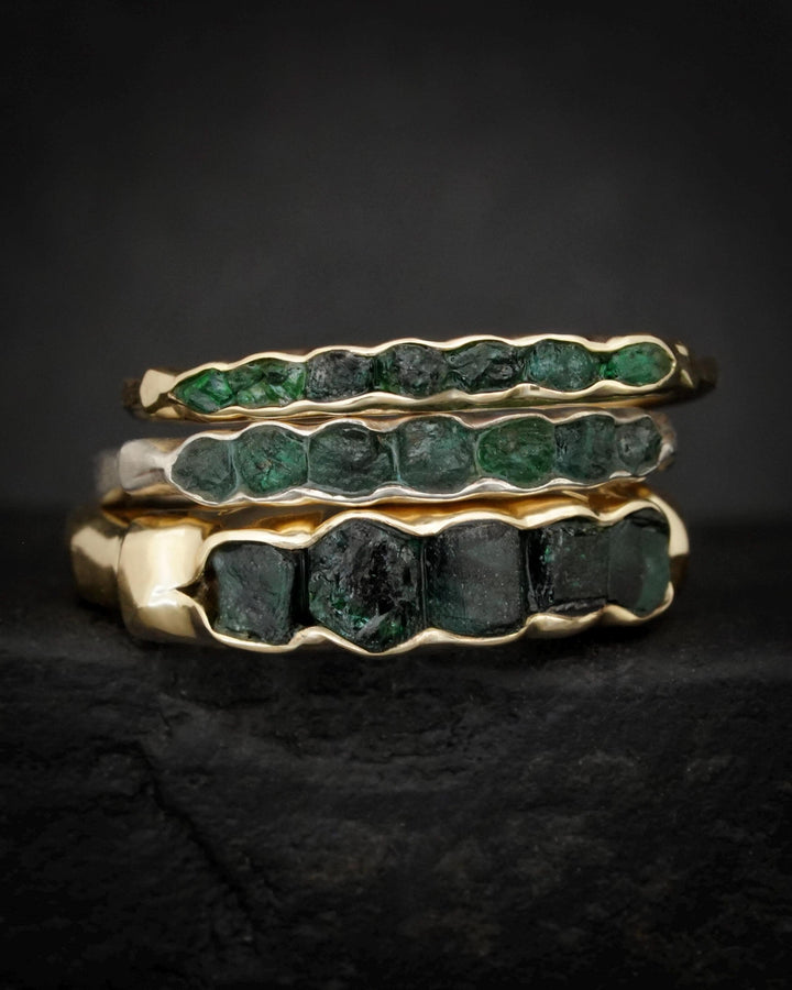 Slim Raw Emerald Band