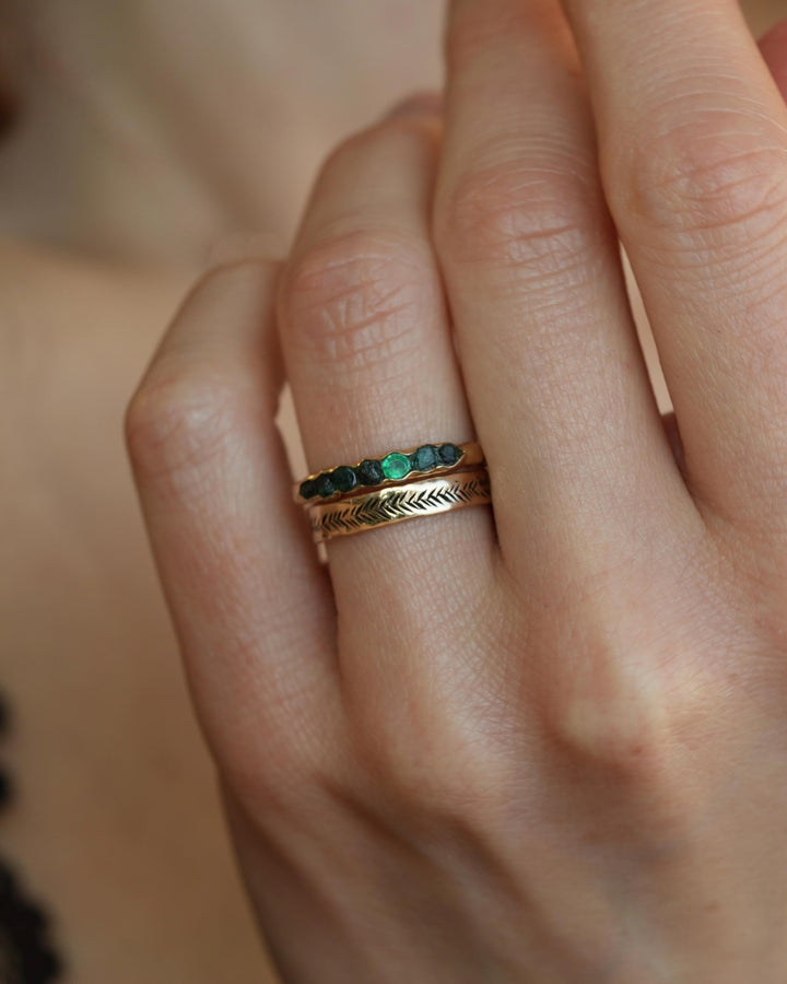 Raw Emerald Gold Wrap Band