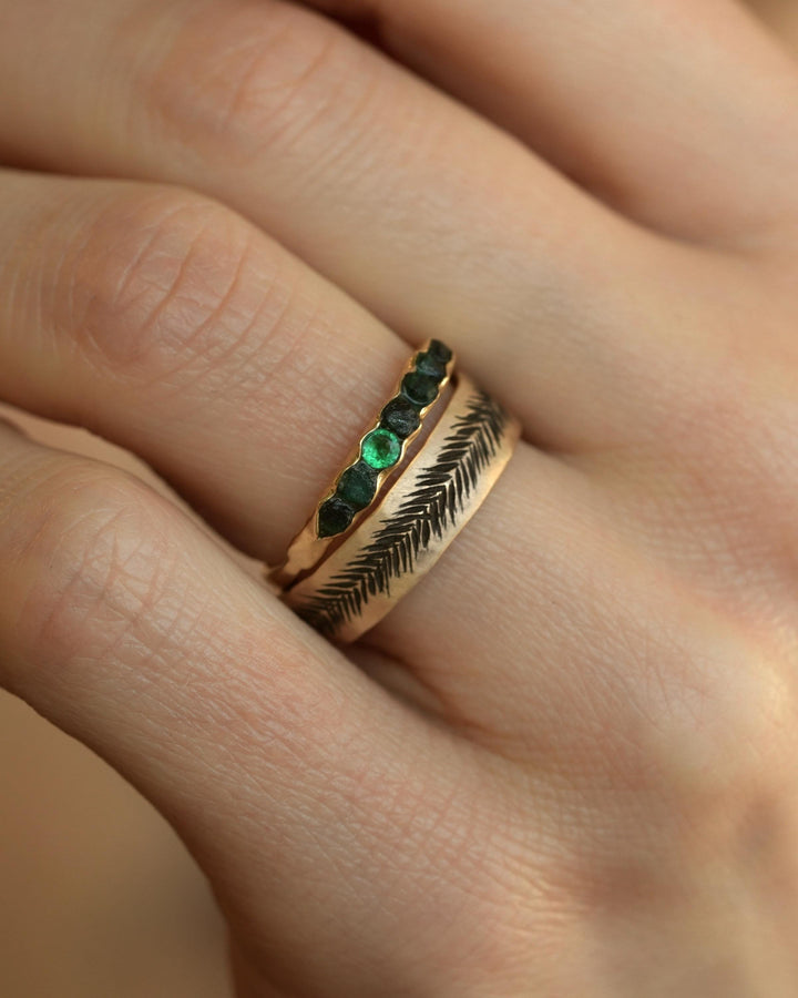Raw Emerald Gold Wrap Band