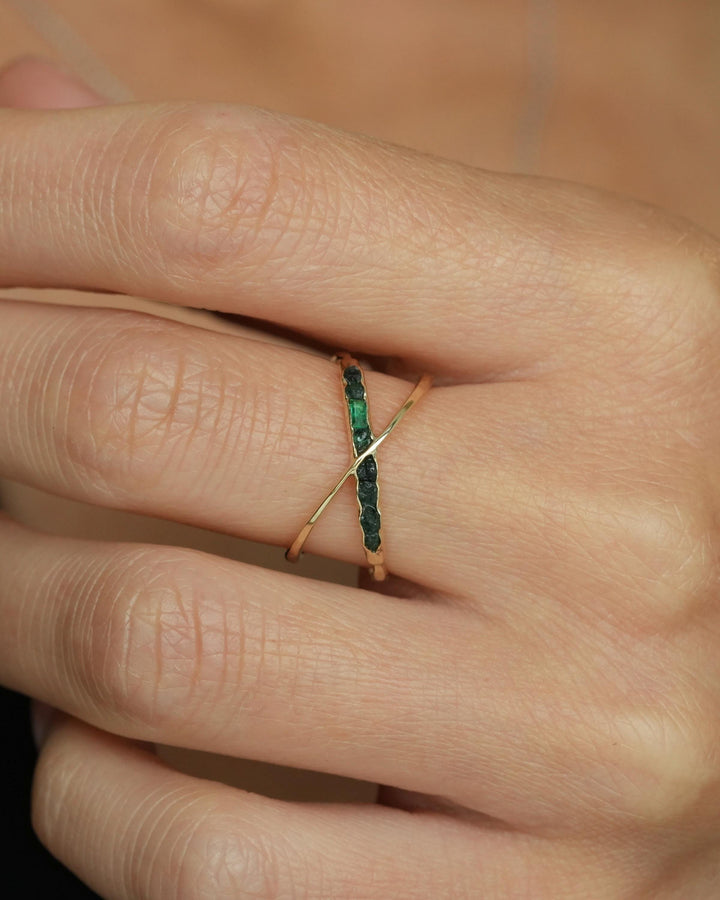 Raw Emerald Gold X Ring