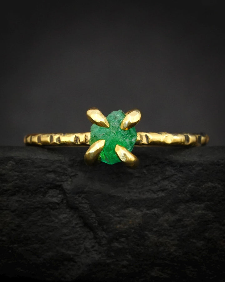Raw Emerald Crystal Ring