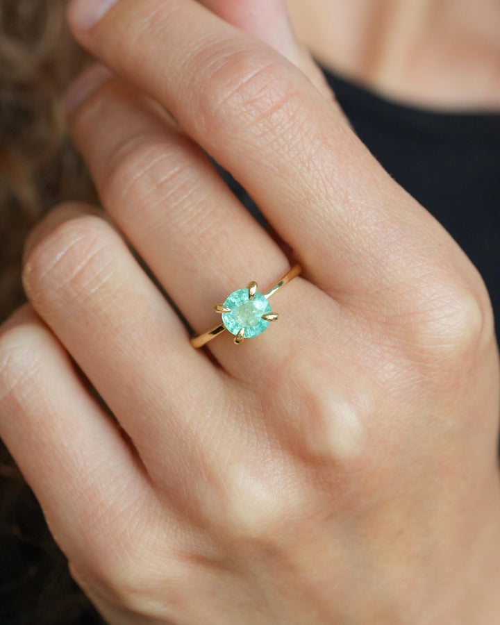 Round Cut Natural Emerald Ring