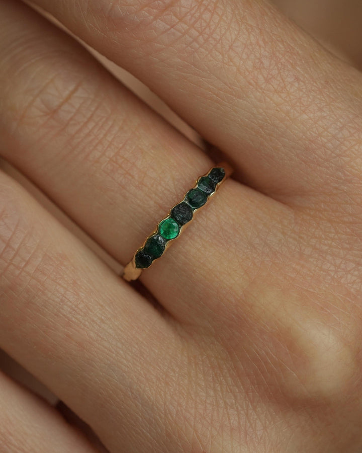 Raw Emerald Gold Wrap Band