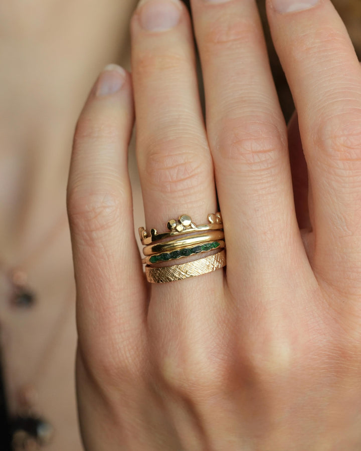 Slim Raw Emerald Band