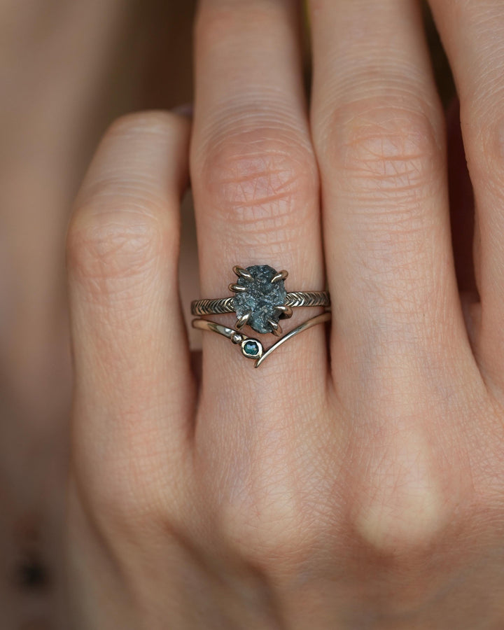 Round Blue Diamond Chevron Ring