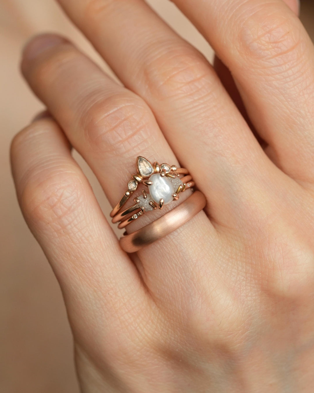 Pear Diamond Wave Wedding Band