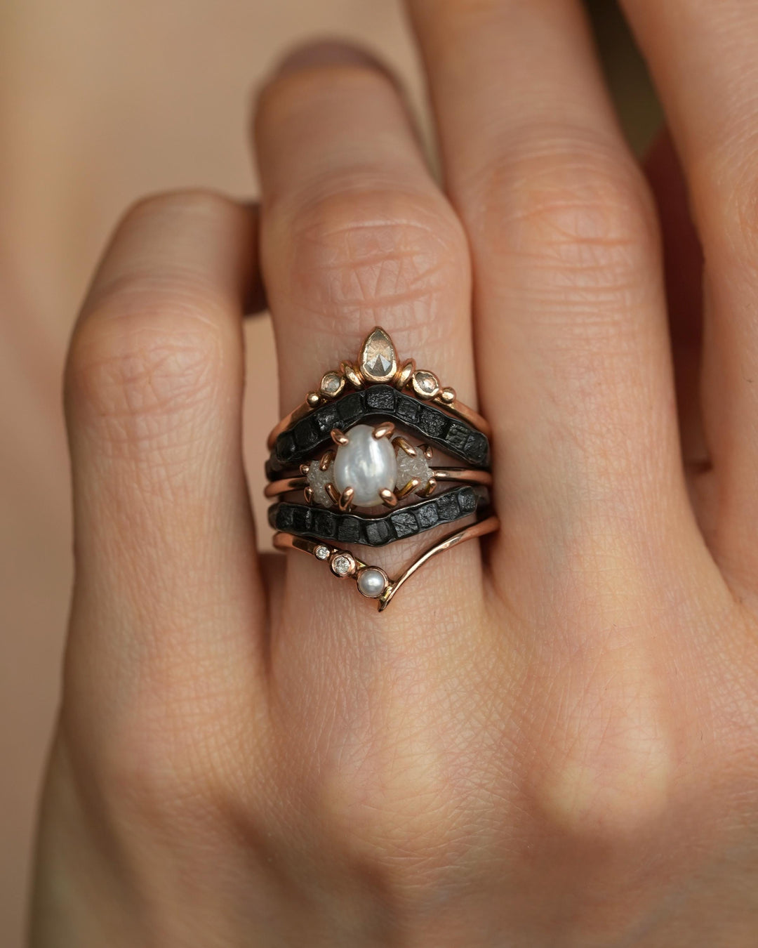 Pear Diamond Wave Wedding Band