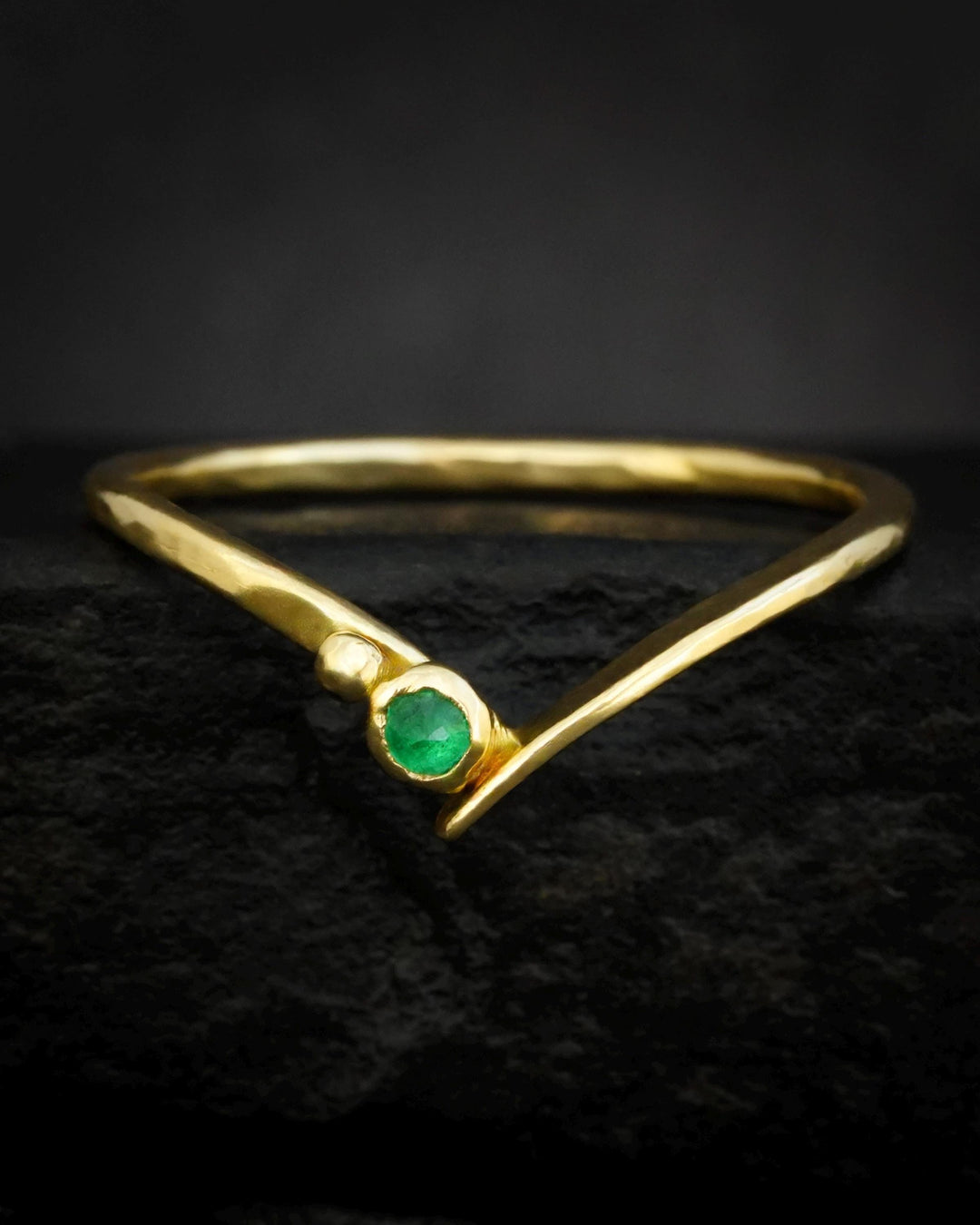 Asymmetrical Round Emerald Chevron Ring