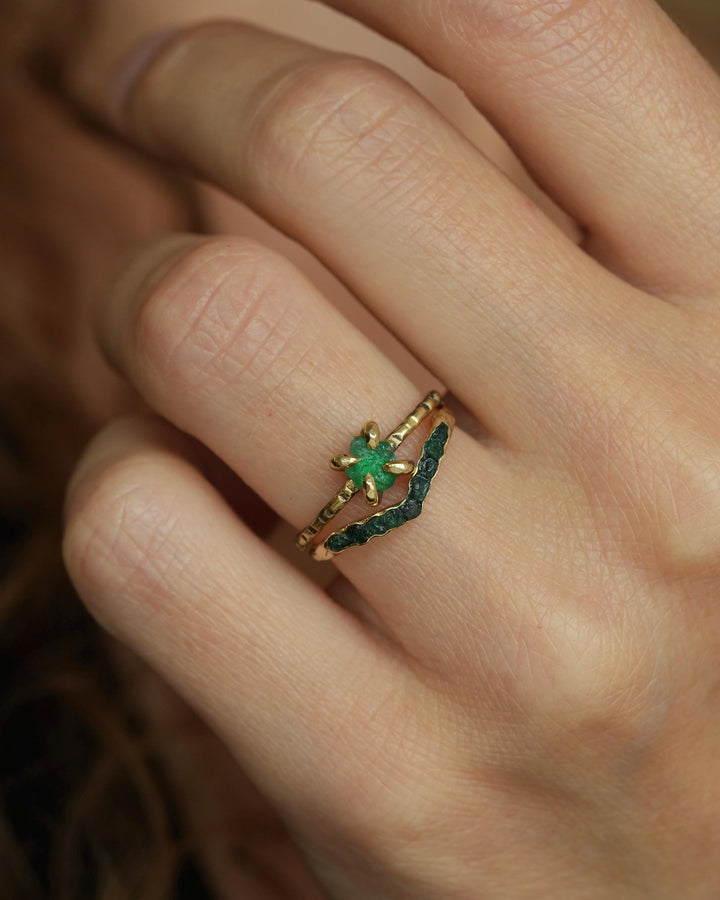 Raw Emerald Crystal Ring