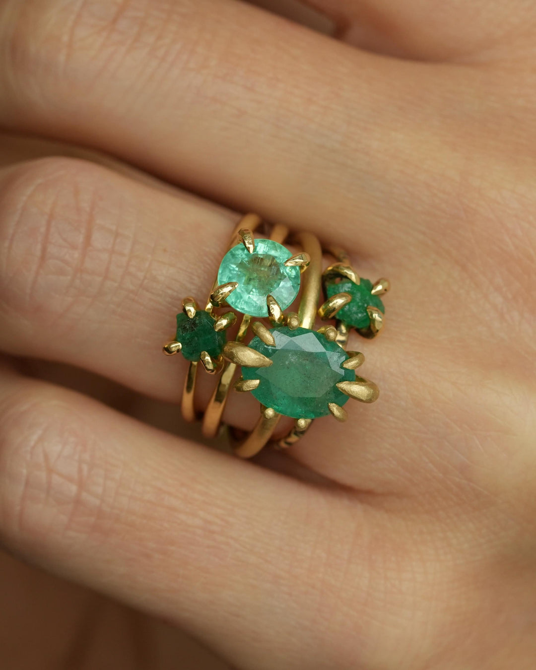 Round Cut Natural Emerald Ring