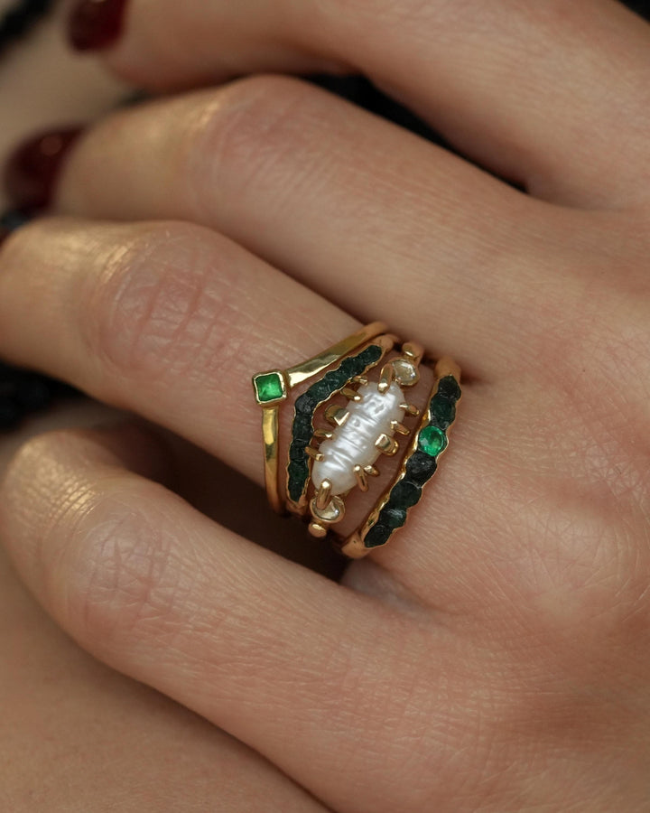 Biwa White Pearl and Diamond Ring